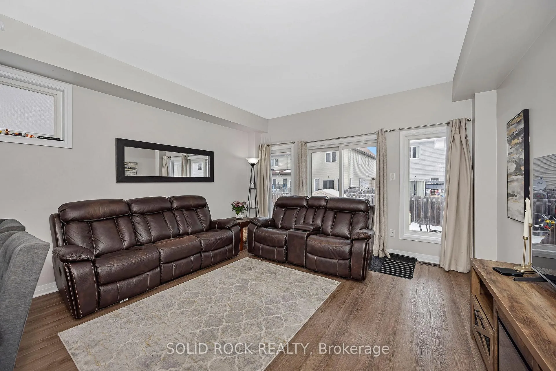 Photo 11 of 30 Mona Mcbride Drive, Arnprior — HOMEH
