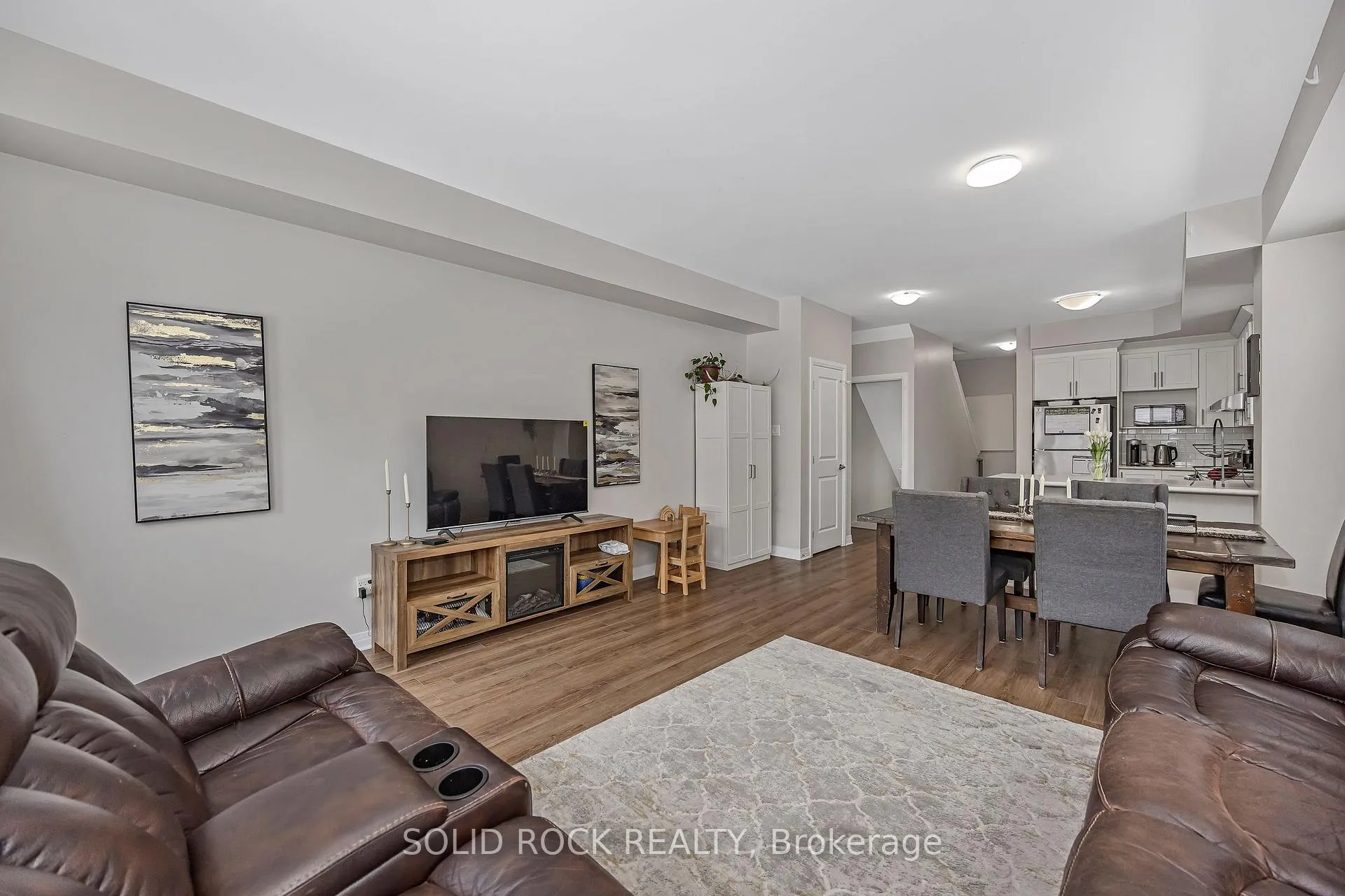 Photo 14 of 30 Mona Mcbride Drive, Arnprior — HOMEH