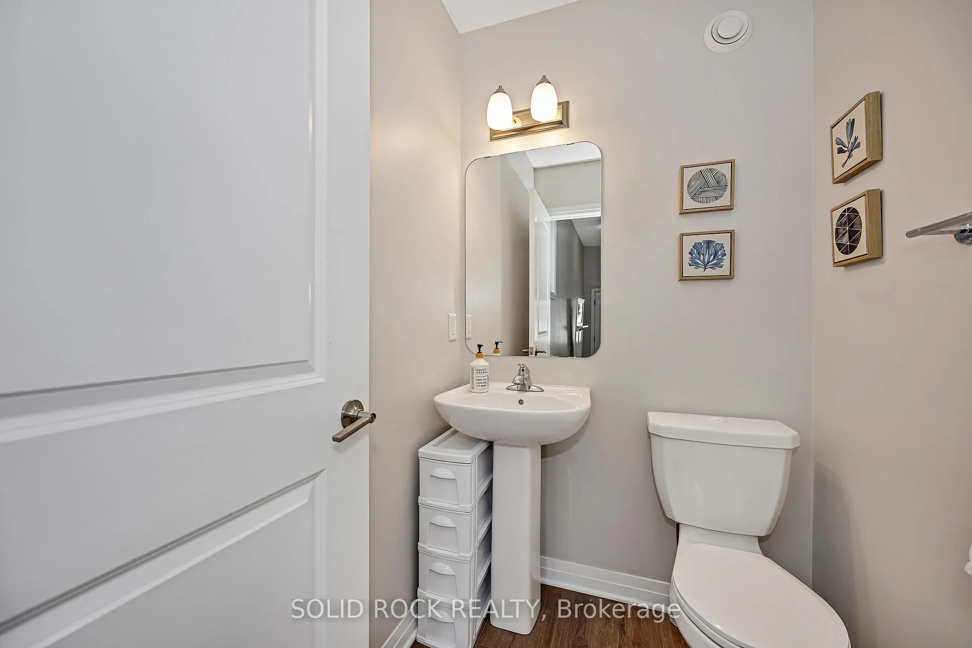 Photo 15 of 30 Mona Mcbride Drive, Arnprior — HOMEH
