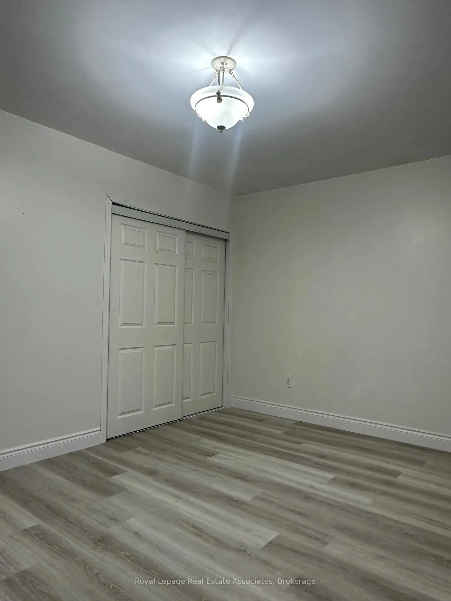 Photo 15 of Unit Main Floor, 25 Ashwood Crescent, Brampton, Avondale — HOMEH