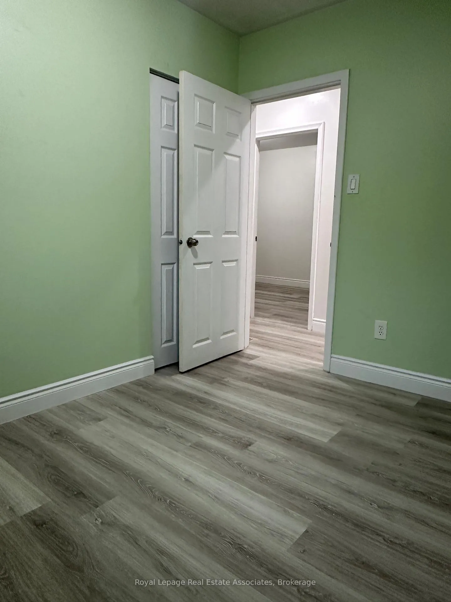 Photo 20 of Unit Main Floor, 25 Ashwood Crescent, Brampton, Avondale — HOMEH