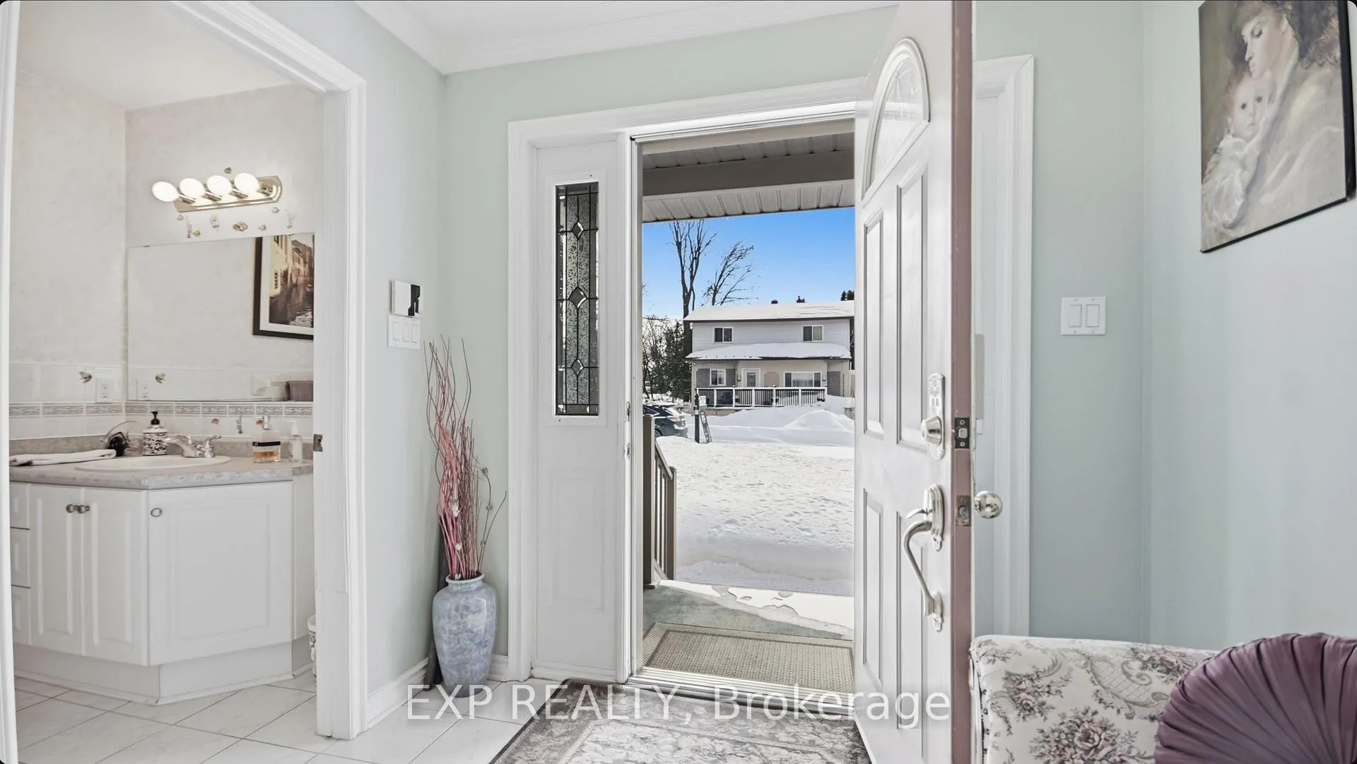 Photo 3 of 21 Chippewa Avenue, Ottawa, Meadowlands/St. Claire Gardens — HOMEH