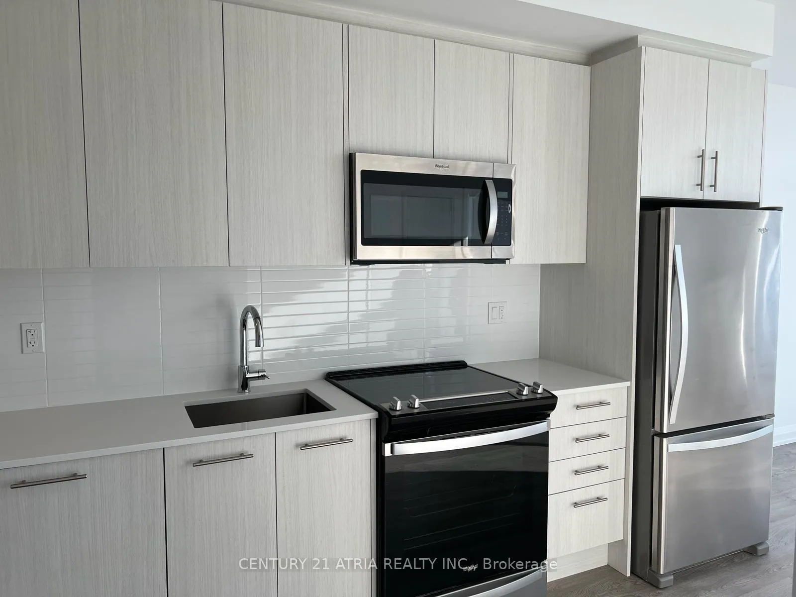 Photo 3 of Unit 1103, 286 Main Street, Toronto, East End-Danforth — HOMEH