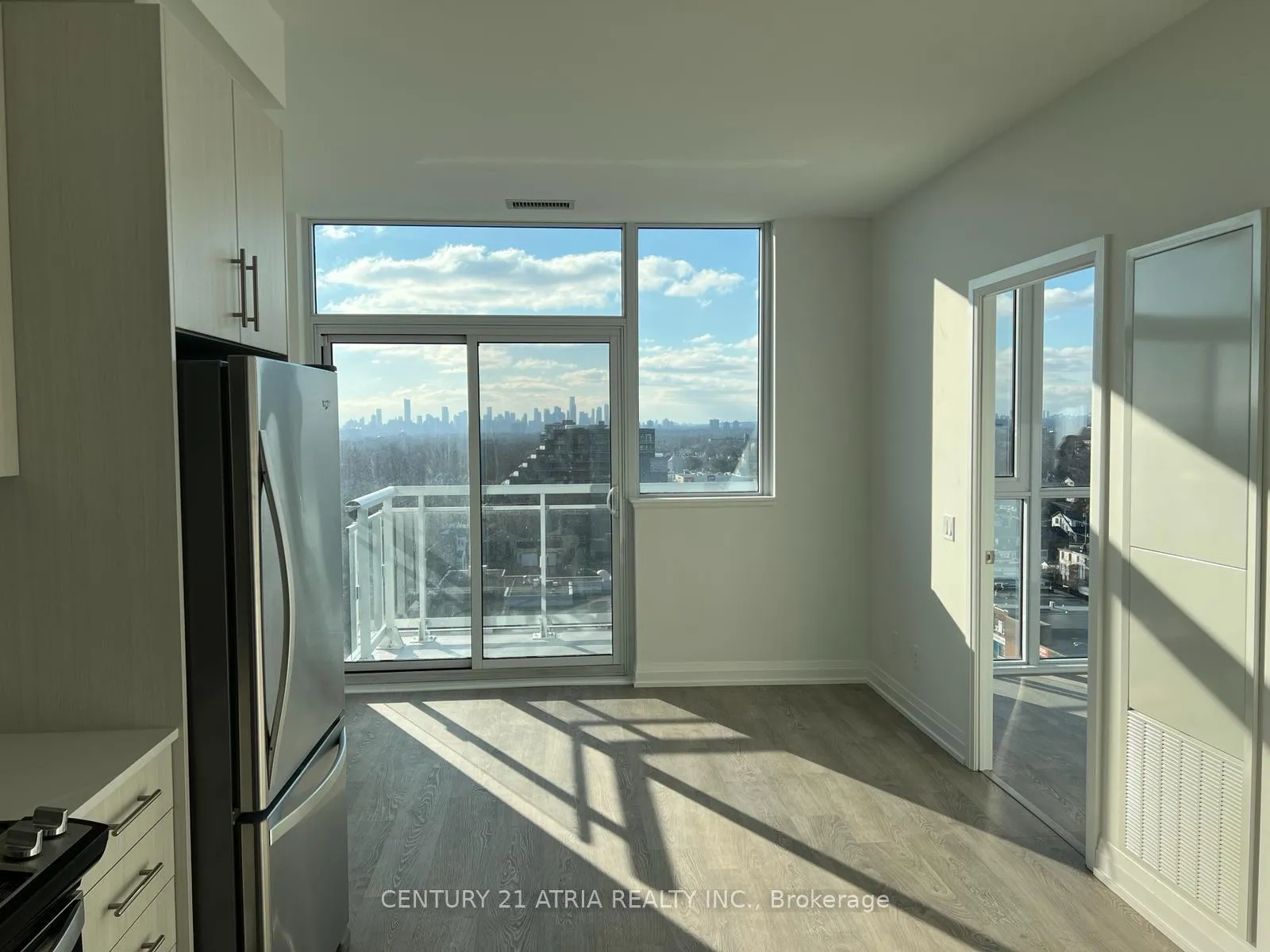 Photo 5 of Unit 1103, 286 Main Street, Toronto, East End-Danforth — HOMEH