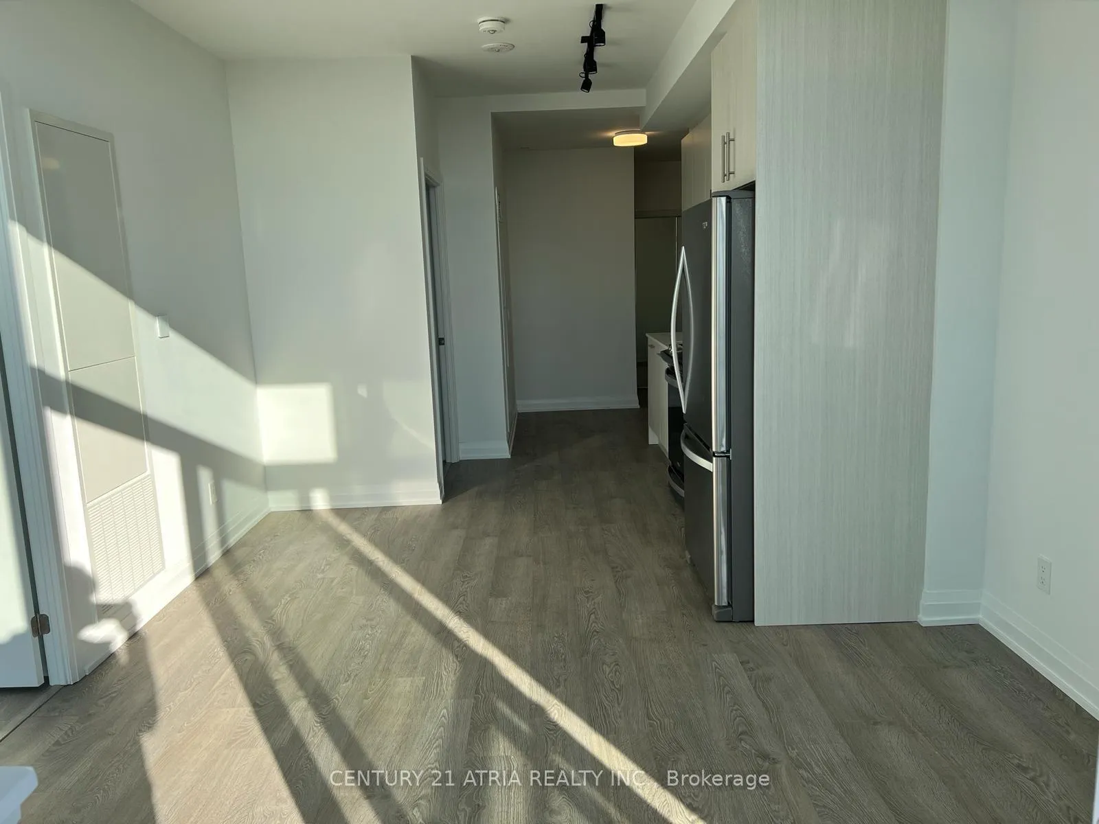 Photo 6 of Unit 1103, 286 Main Street, Toronto, East End-Danforth — HOMEH