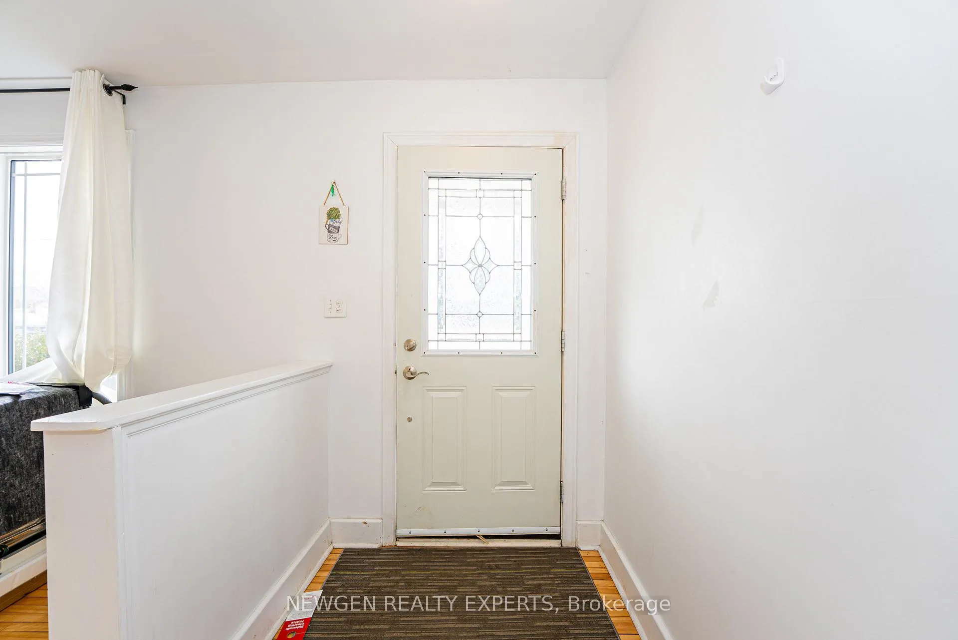Photo 7 of 280 King George Road, Brantford — HOMEH