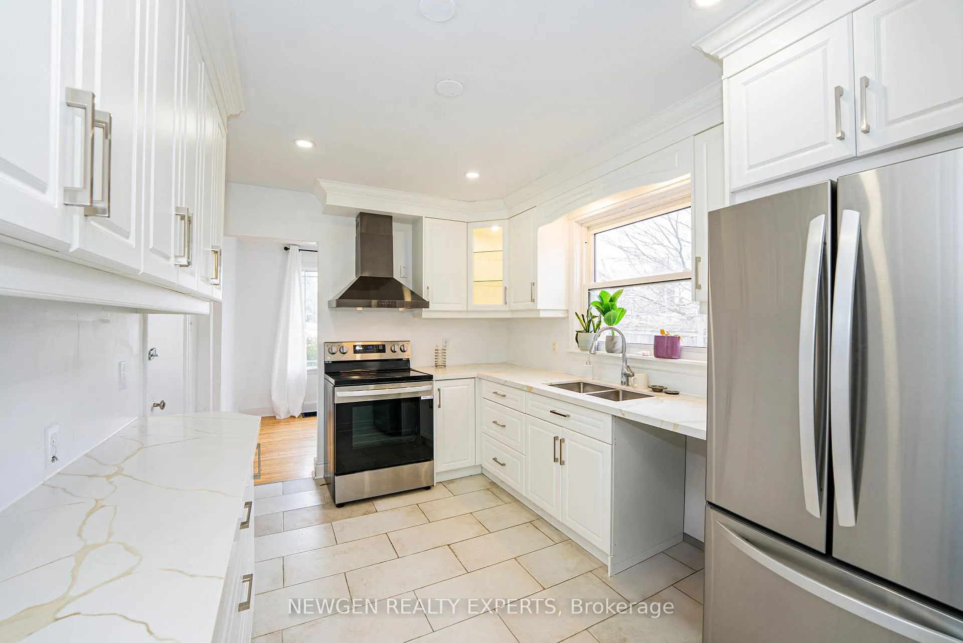 Photo 18 of 280 King George Road, Brantford — HOMEH