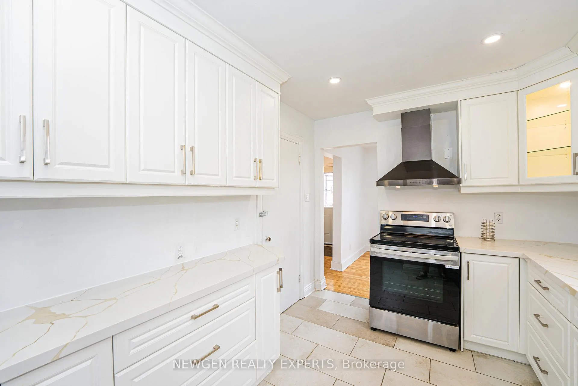 Photo 19 of 280 King George Road, Brantford — HOMEH