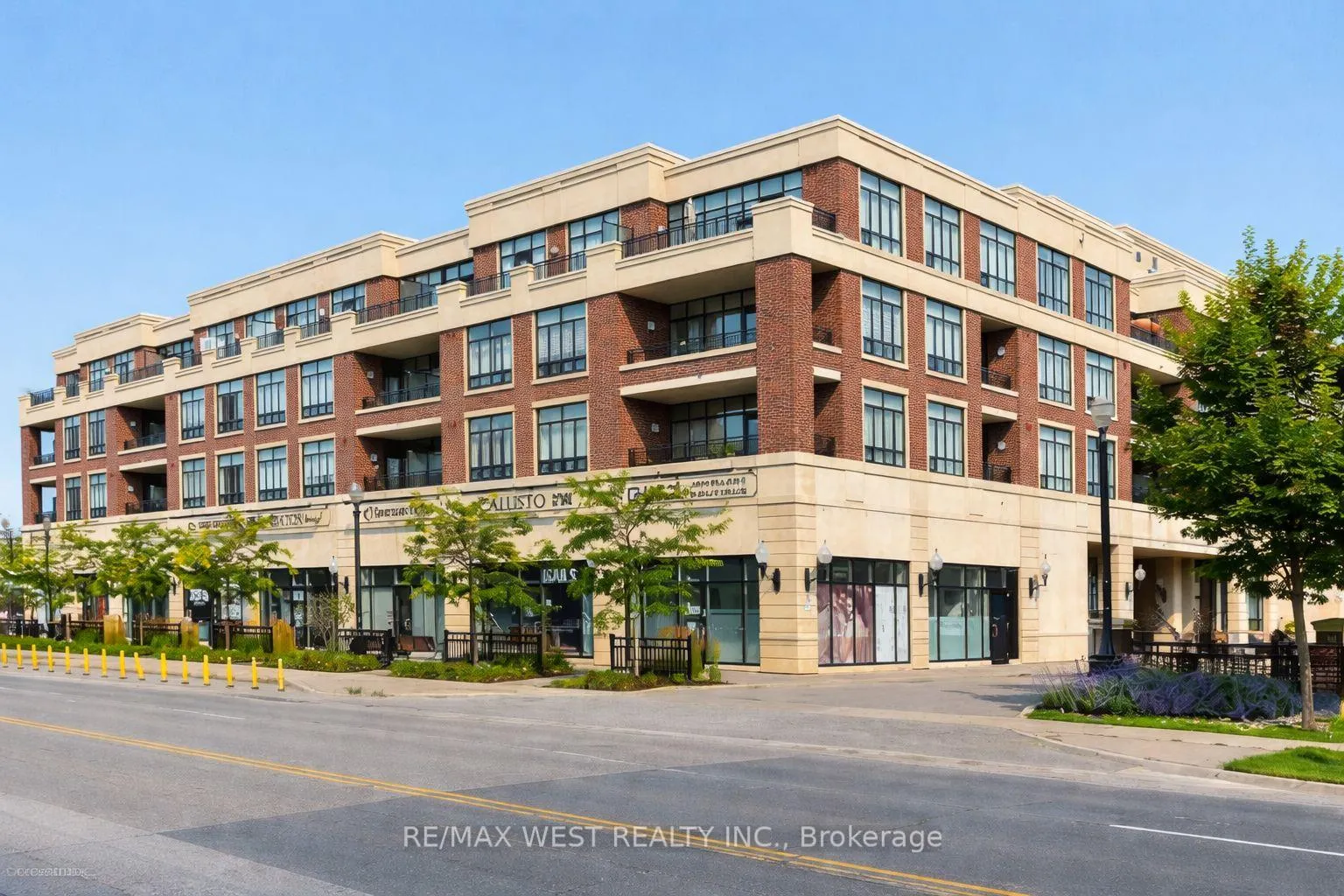 Photo 1 of Unit 232, 2396 Major MacKenzie Drive W, Vaughan, Maple — HOMEH