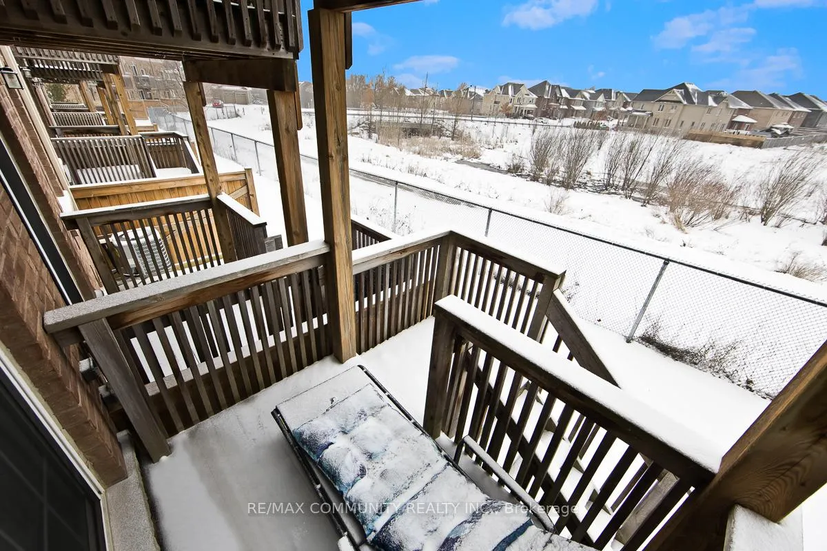 Photo 22 of 2462 Bromus Path, Oshawa, Windfields — HOMEH