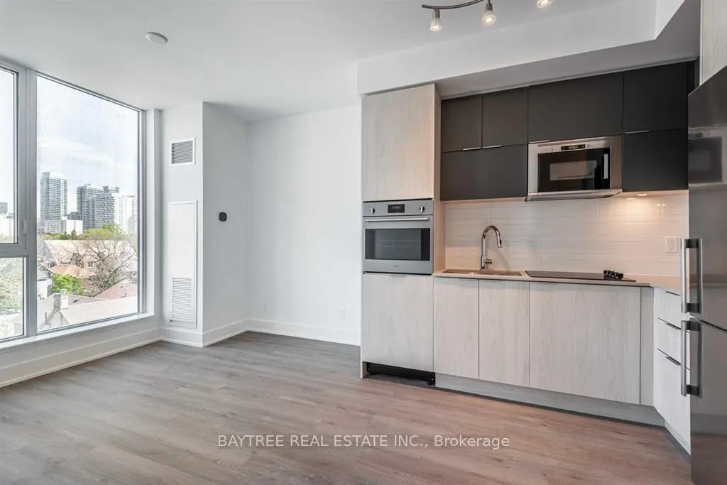 Photo 3 of Unit 422, 1 Belsize Drive, Toronto, Mount Pleasant West — HOMEH