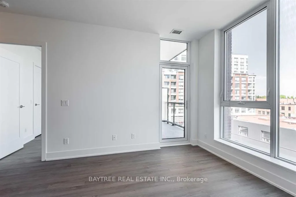 Photo 9 of Unit 422, 1 Belsize Drive, Toronto, Mount Pleasant West — HOMEH