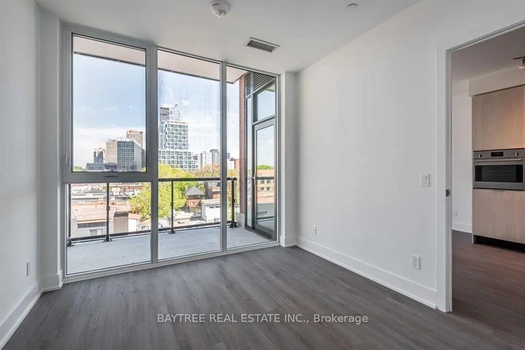 Photo 11 of Unit 422, 1 Belsize Drive, Toronto, Mount Pleasant West — HOMEH