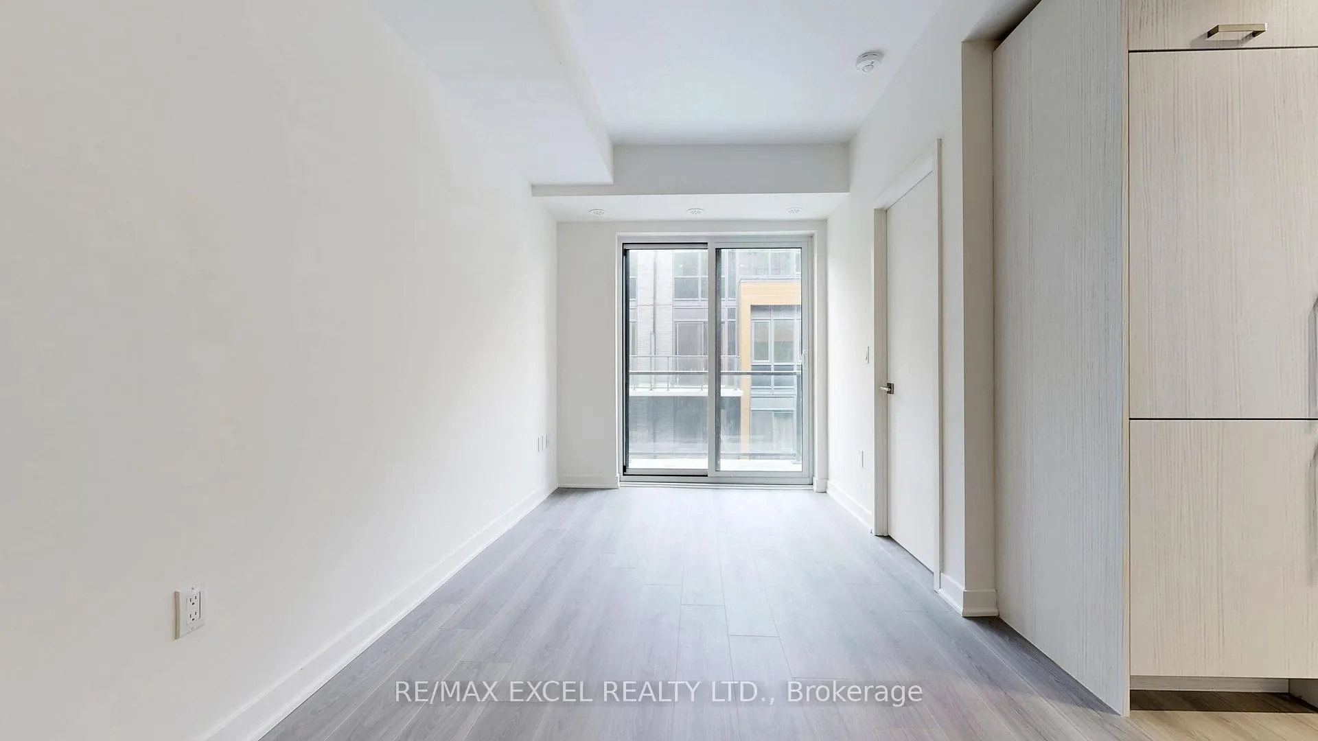 Photo 11 of Unit 115, 69 Curlew Drive, North York, Parkwoods-Donalda — HOMEH