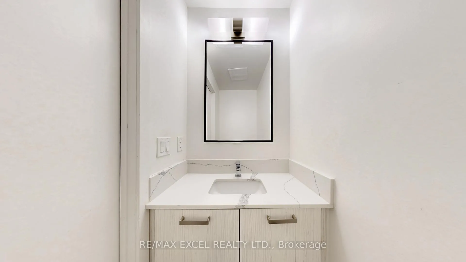 Photo 16 of Unit 115, 69 Curlew Drive, North York, Parkwoods-Donalda — HOMEH