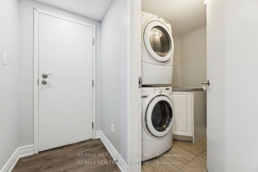 Photo 9 of 11 Shorten Place, Ajax, Northwest Ajax — HOMEH