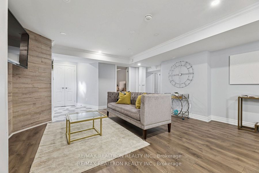 Photo 3 of 11 Shorten Place, Ajax, Northwest Ajax — HOMEH