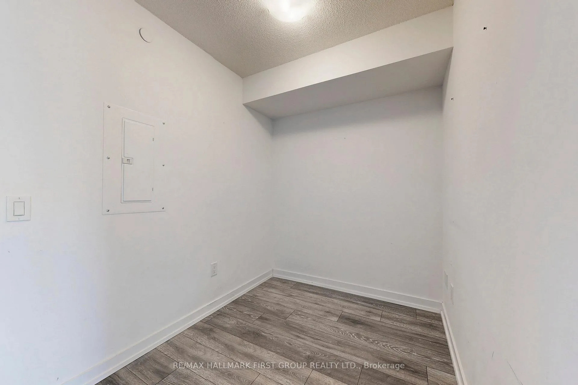 Photo 11 of Unit 1301, 1455 Celebration Drive, Pickering, Bay Ridges — HOMEH