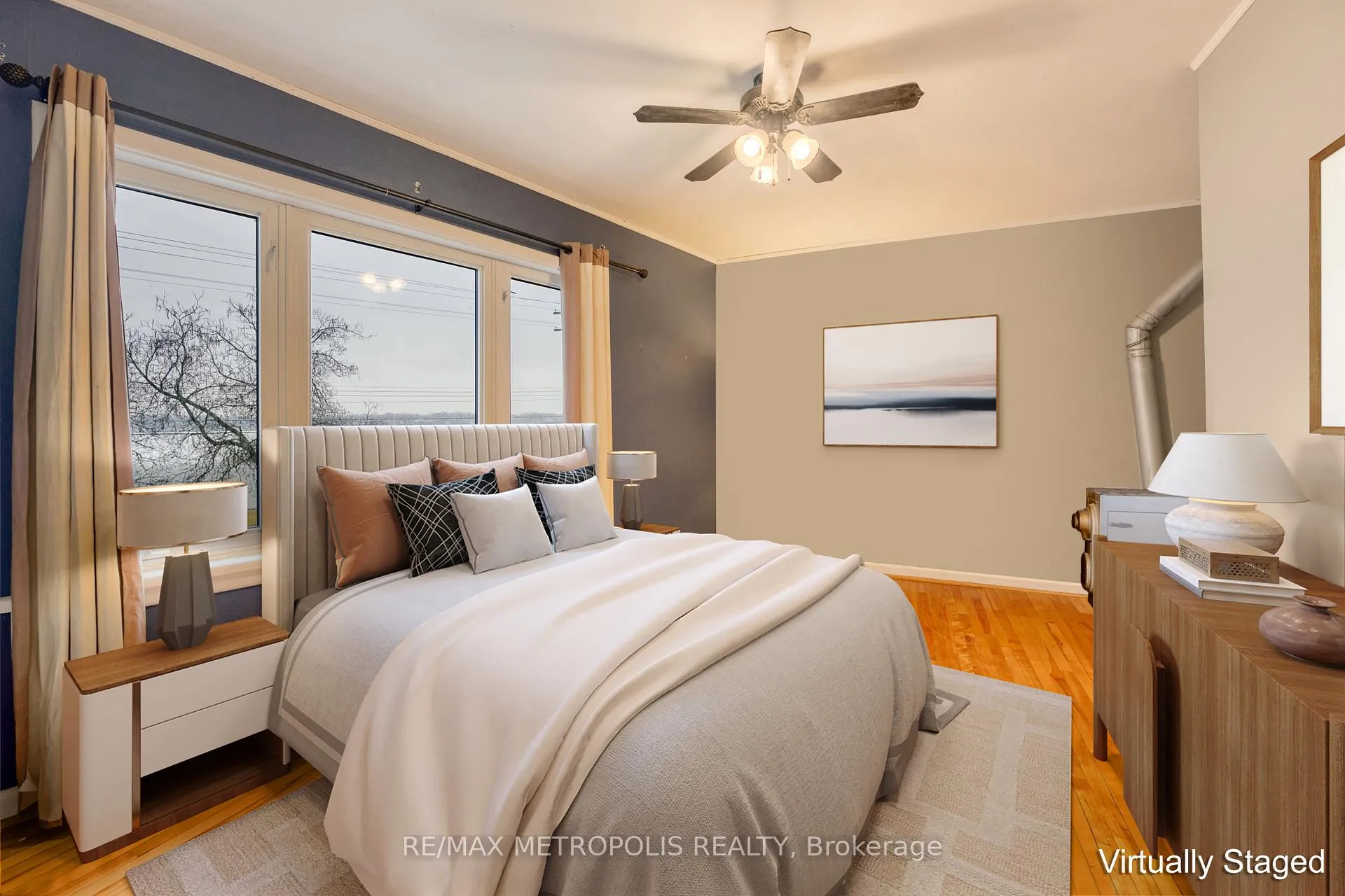 Photo 10 of Unit #1 Upper, 1548 St. Clair Parkway, St. Clair — HOMEH