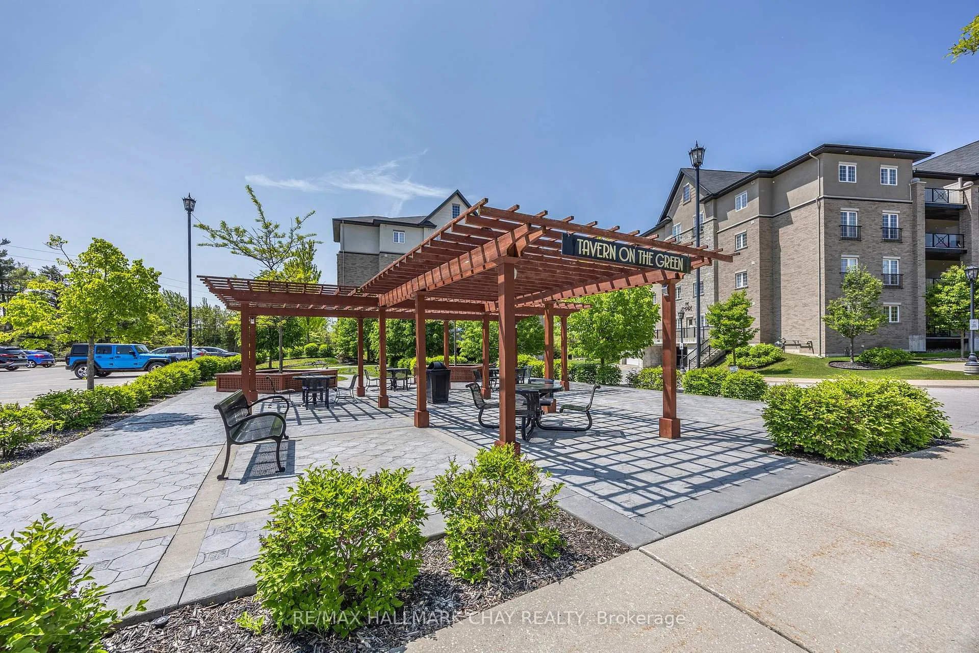 Photo 20 of Unit 407, 40 Ferndale Drive S, Barrie, Ardagh — HOMEH