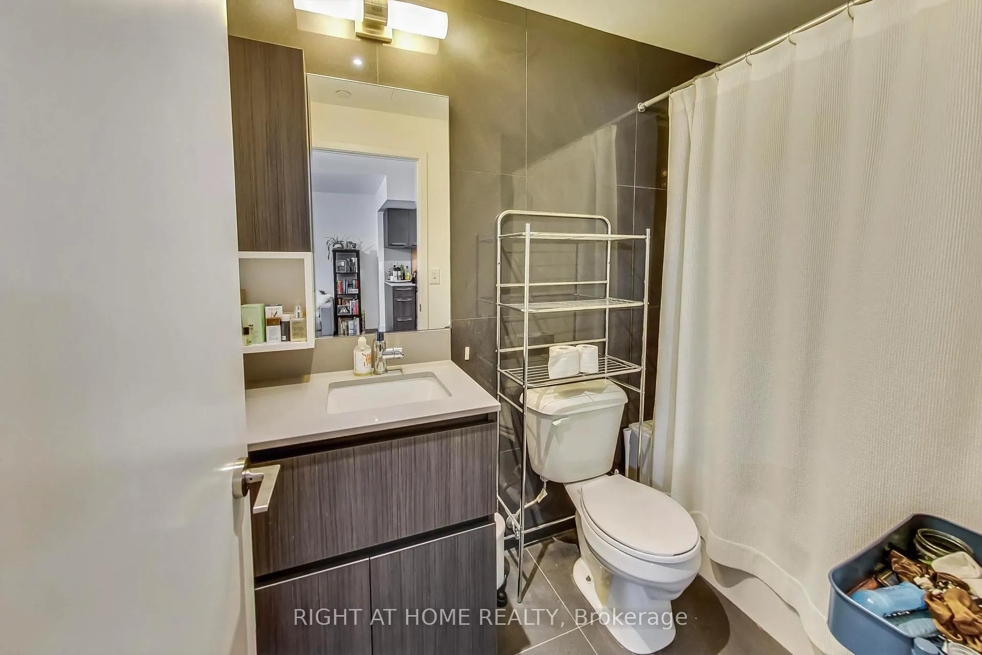 Photo 8 of Unit 621, 15 Baseball Place, Toronto, South Riverdale — HOMEH