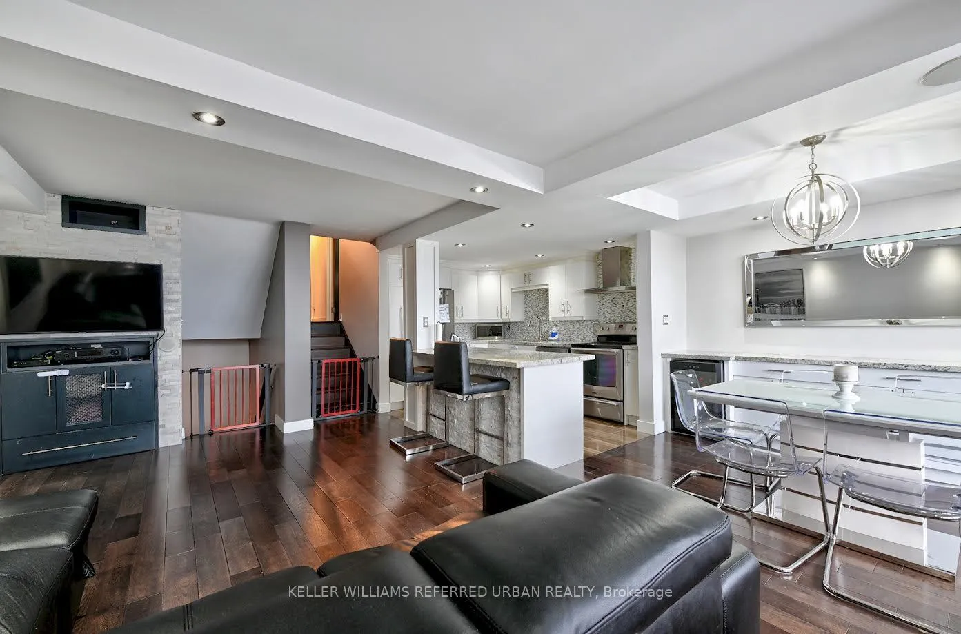 Photo 1 of Unit 1411, 11 Wincott Drive, Etobicoke, Kingsview Village-The Westway — HOMEH