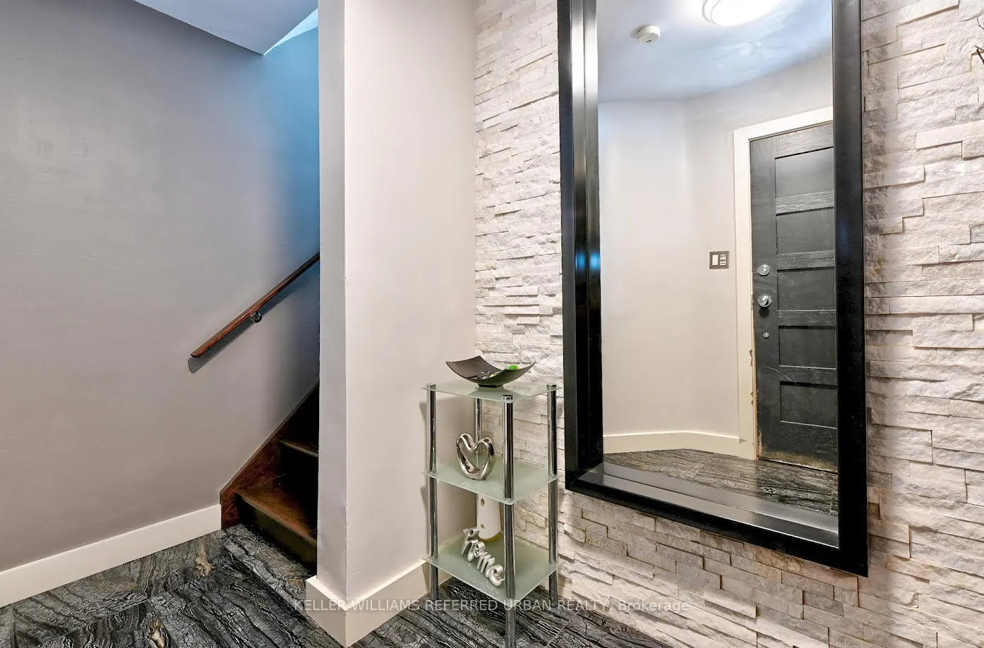 Photo 3 of Unit 1411, 11 Wincott Drive, Etobicoke, Kingsview Village-The Westway — HOMEH