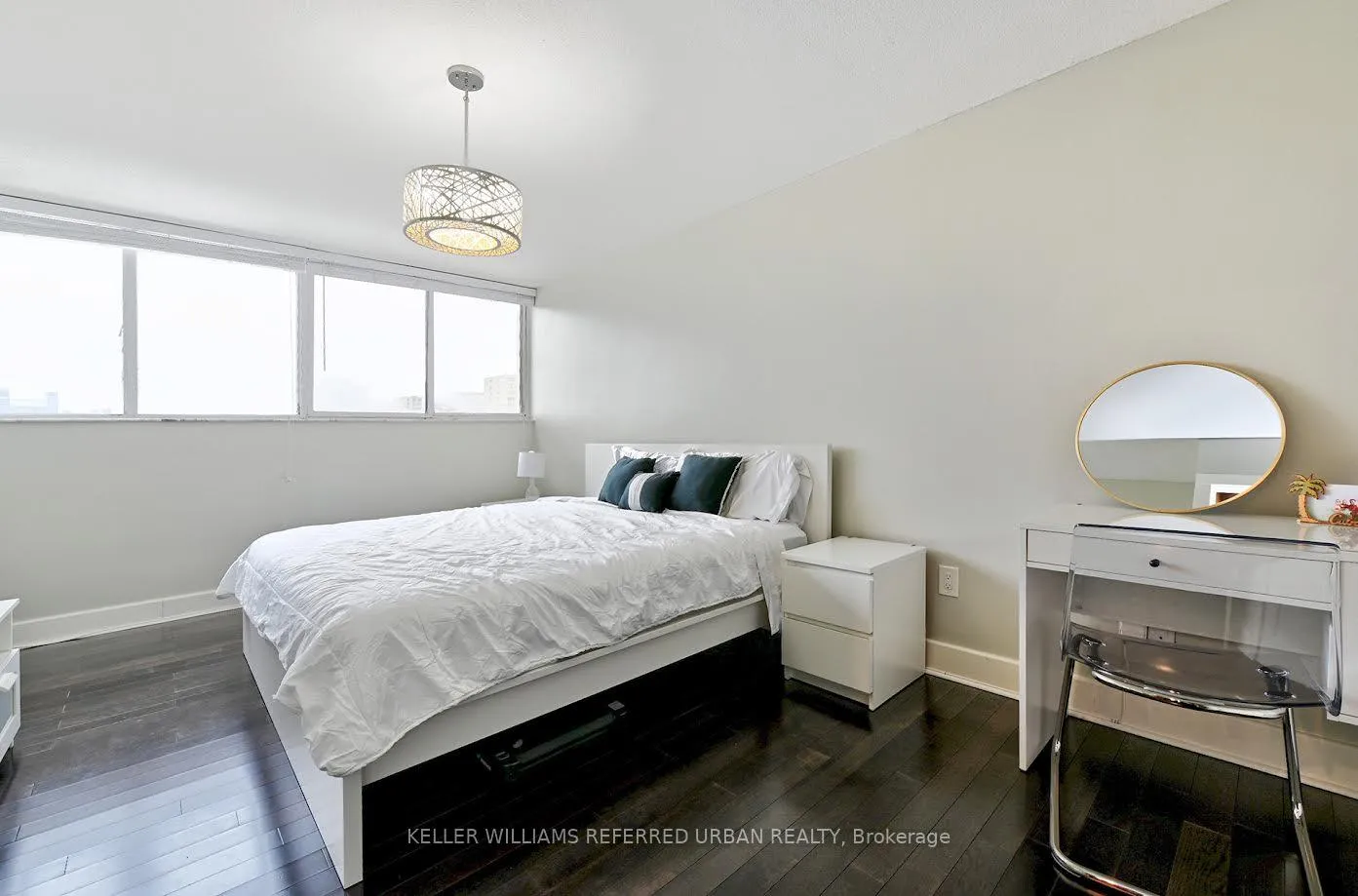 Photo 19 of Unit 1411, 11 Wincott Drive, Etobicoke, Kingsview Village-The Westway — HOMEH