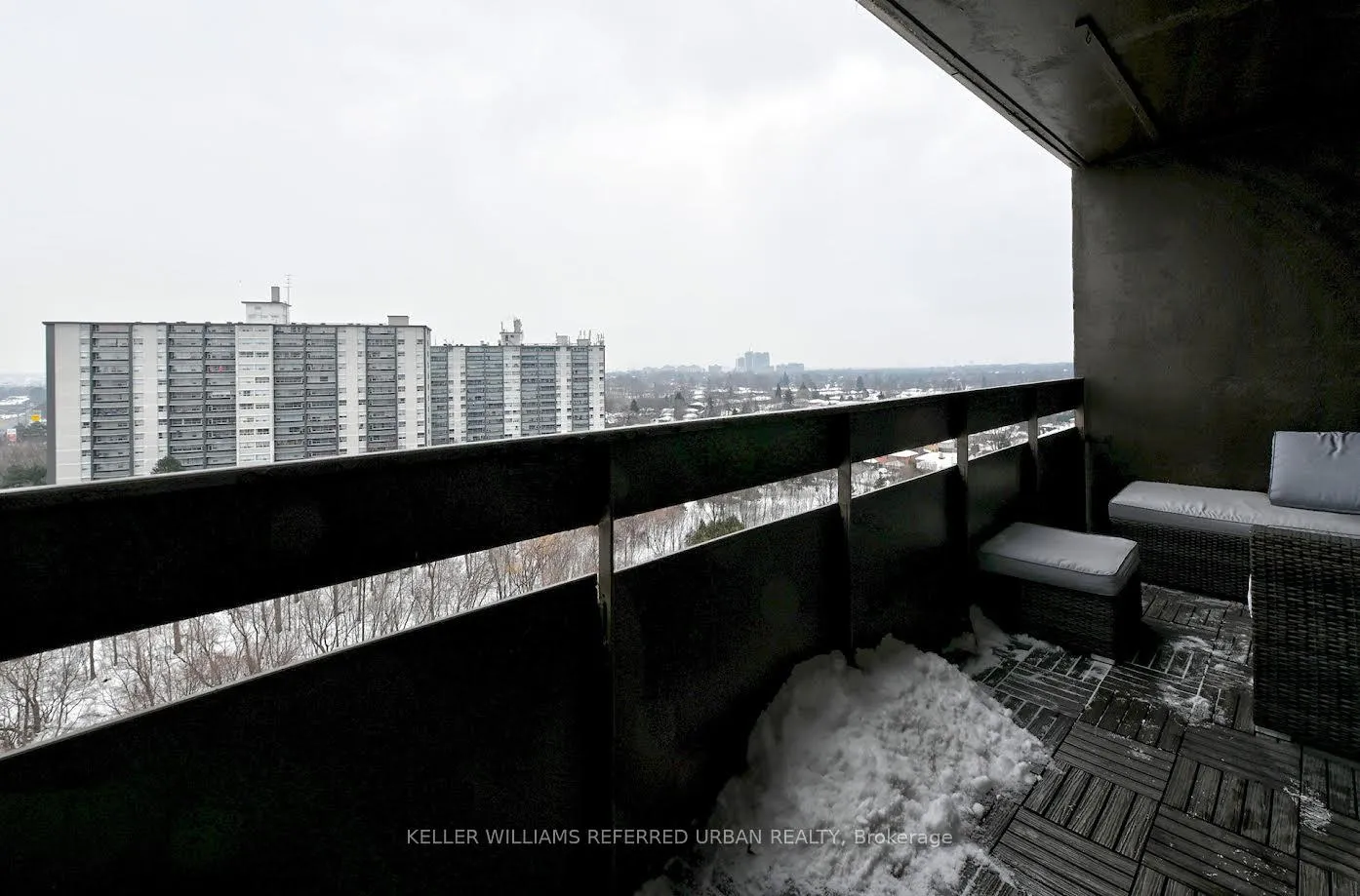 Photo 31 of Unit 1411, 11 Wincott Drive, Etobicoke, Kingsview Village-The Westway — HOMEH