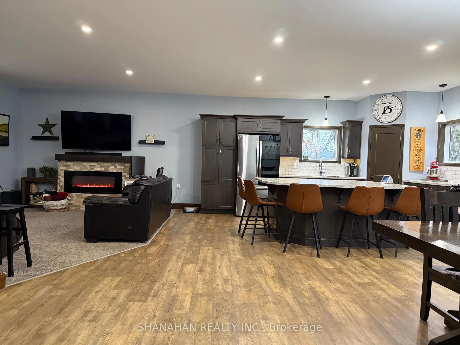 Photo 21 of 480 Victoria Street, Warwick, Watford — HOMEH