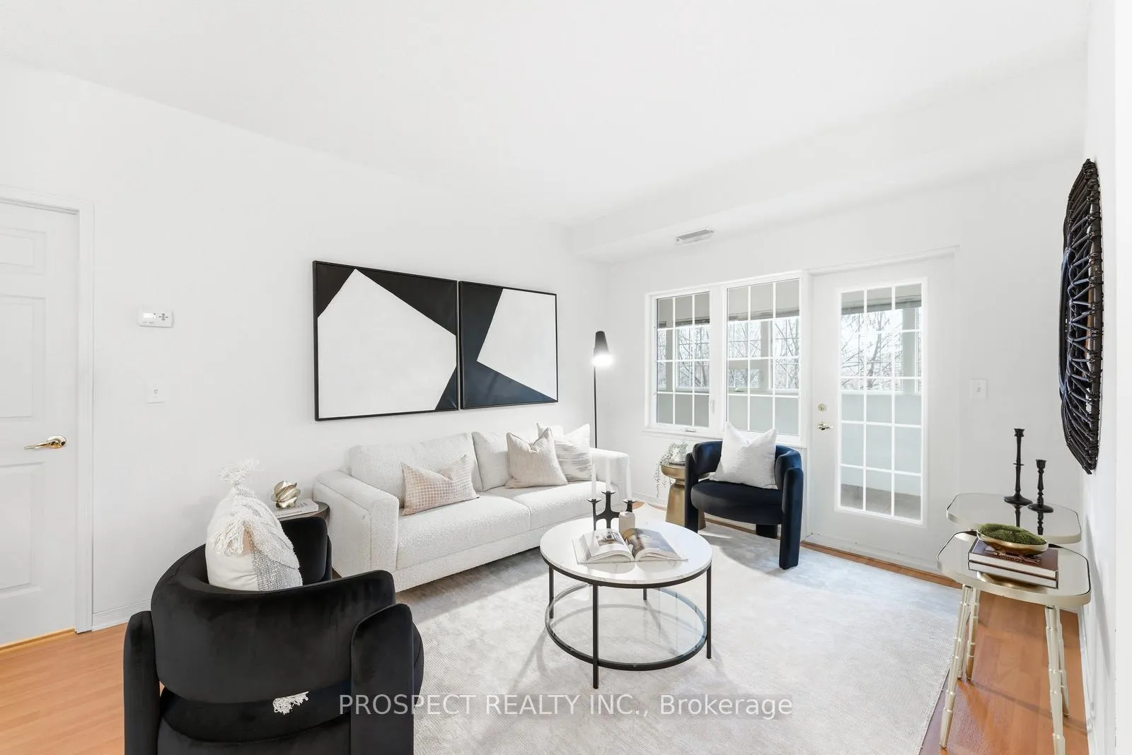 Photo 12 of Unit 208, 9451 Jane Street, Vaughan, Maple — HOMEH