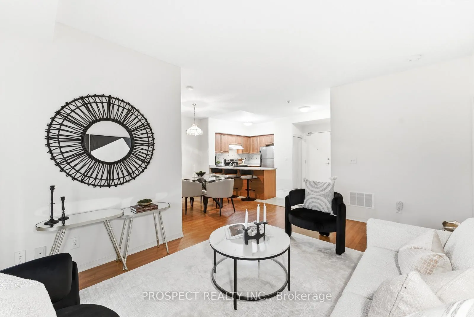 Photo 14 of Unit 208, 9451 Jane Street, Vaughan, Maple — HOMEH