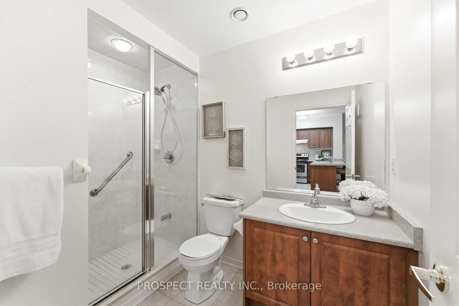 Photo 22 of Unit 208, 9451 Jane Street, Vaughan, Maple — HOMEH