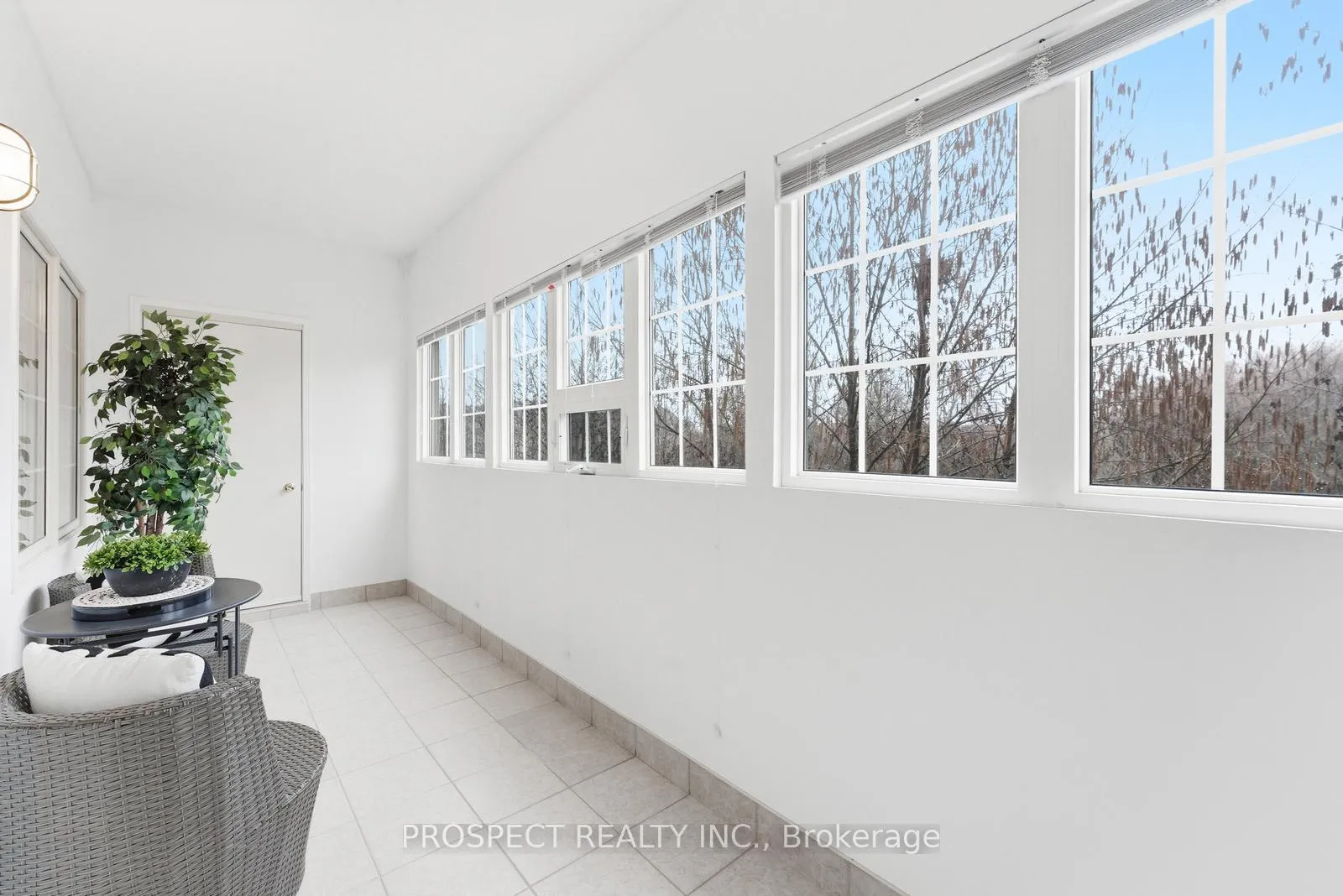 Photo 24 of Unit 208, 9451 Jane Street, Vaughan, Maple — HOMEH