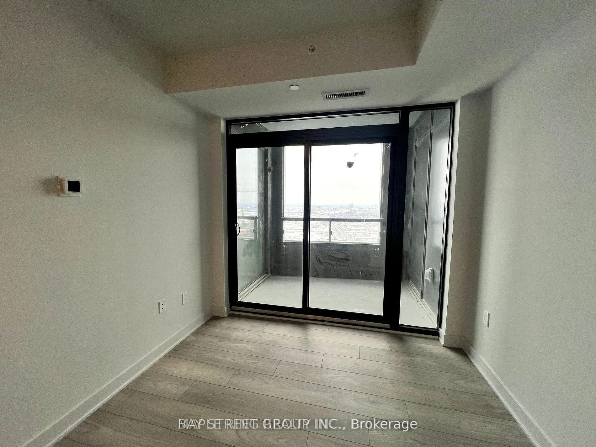 Photo 4 of Unit 4601, 2920 Highway 7 Road, Vaughan, Concord — HOMEH