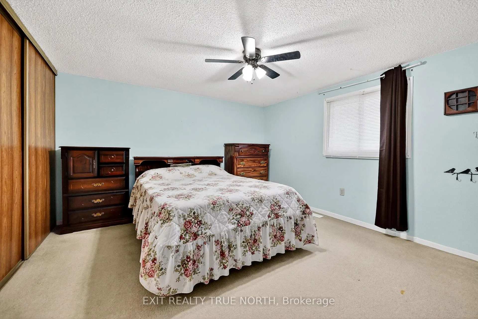 Photo 6 of 9 Sinclair Court, Barrie, Sunnidale — HOMEH