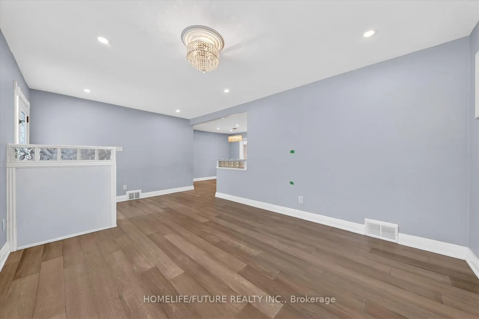 Photo 11 of 83 Pachino Boulevard, Scarborough, Wexford-Maryvale — HOMEH