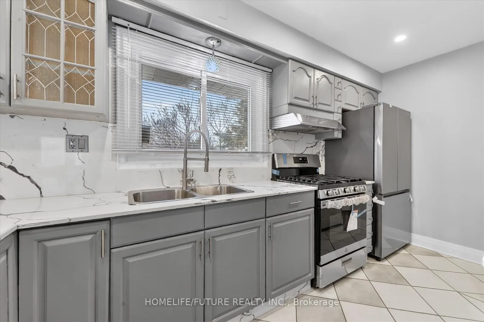 Photo 15 of 83 Pachino Boulevard, Scarborough, Wexford-Maryvale — HOMEH