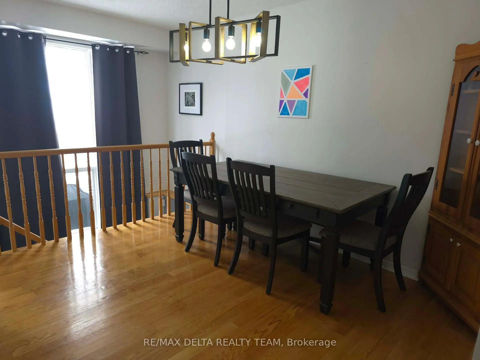 Photo 5 of 1502 Bonneville Crescent, Ottawa, Orleans/Sunridge — HOMEH
