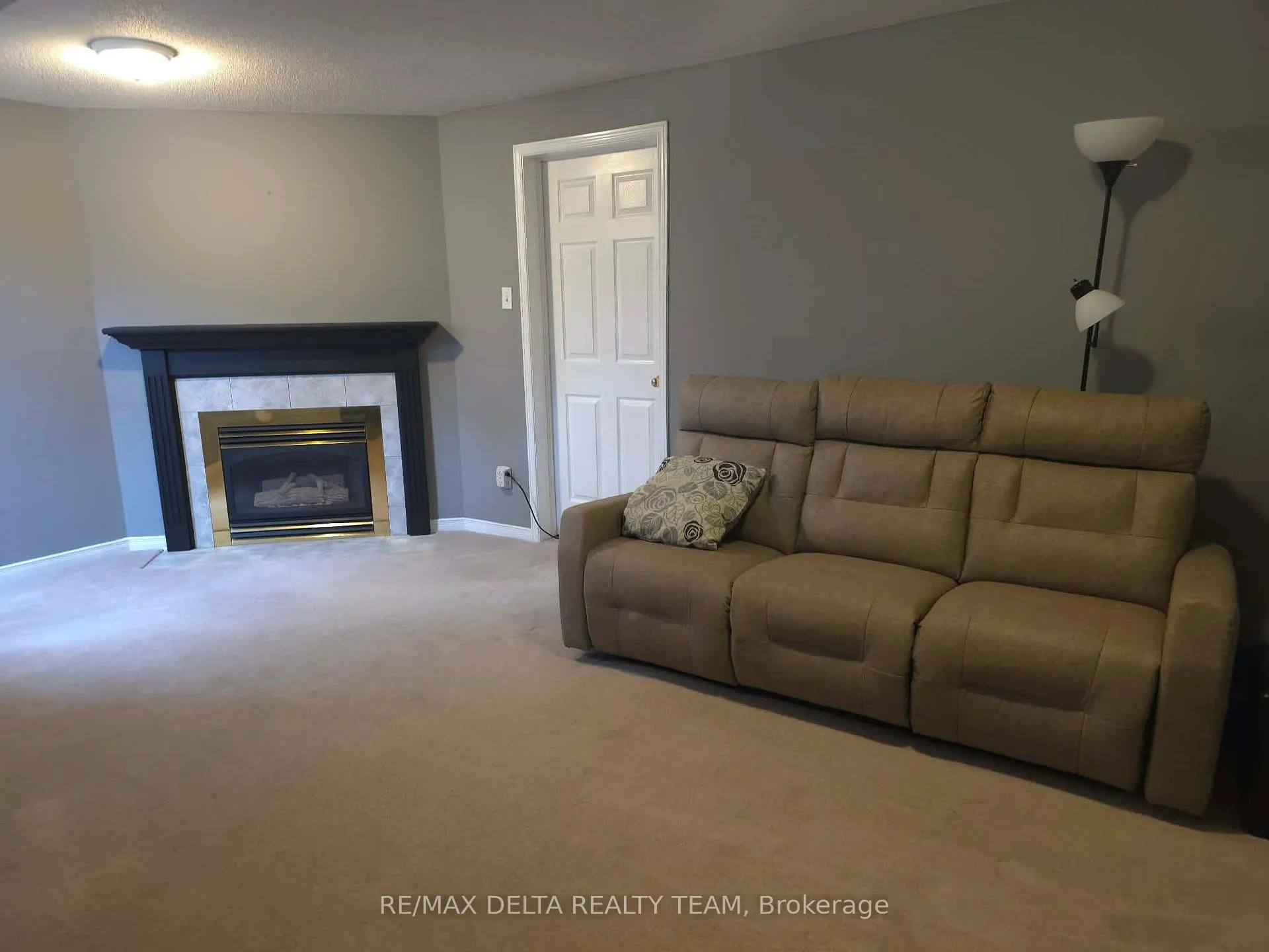 Photo 15 of 1502 Bonneville Crescent, Ottawa, Orleans/Sunridge — HOMEH