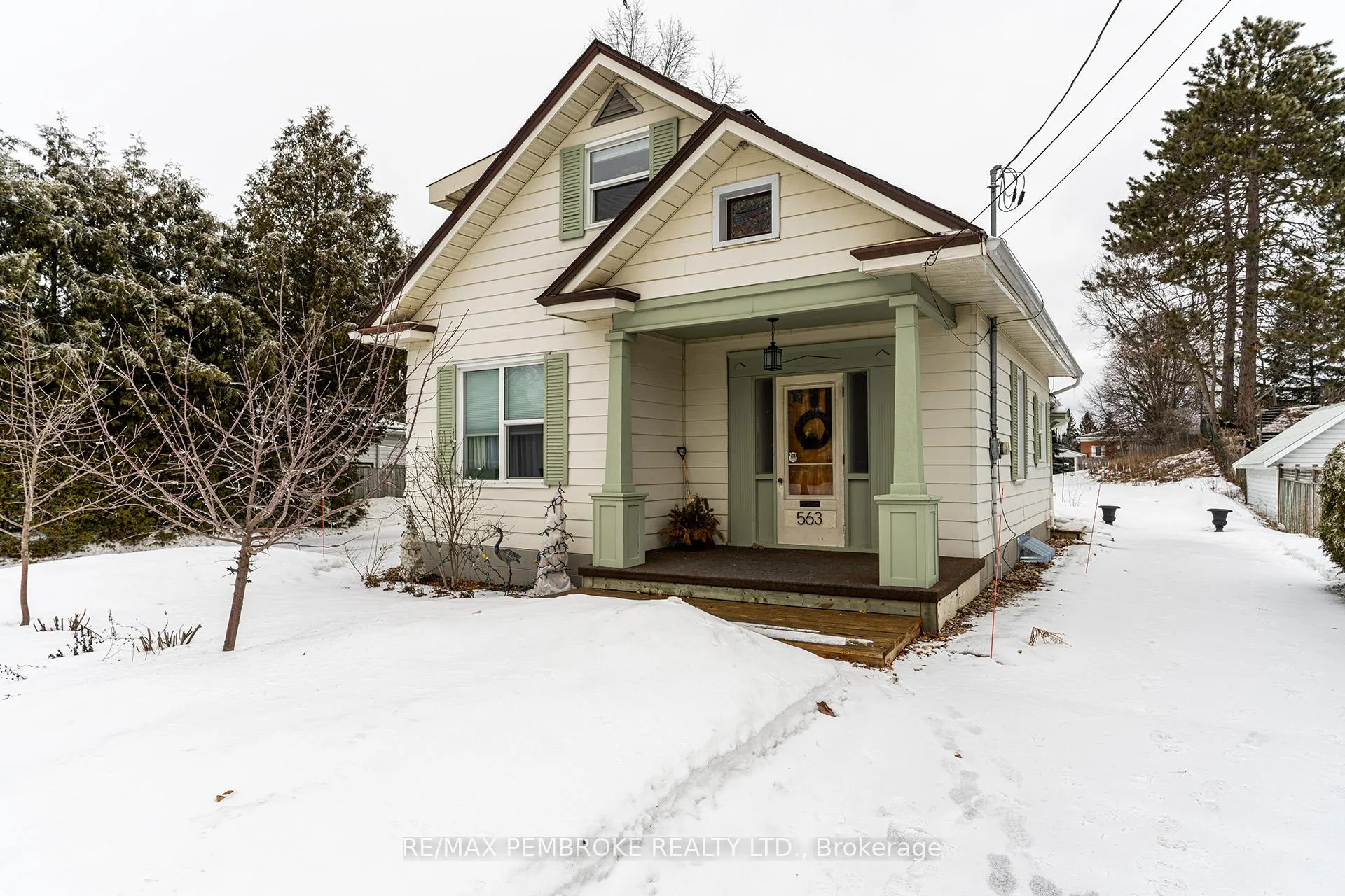Photo 1 of 563 Perth Street, Pembroke — HOMEH