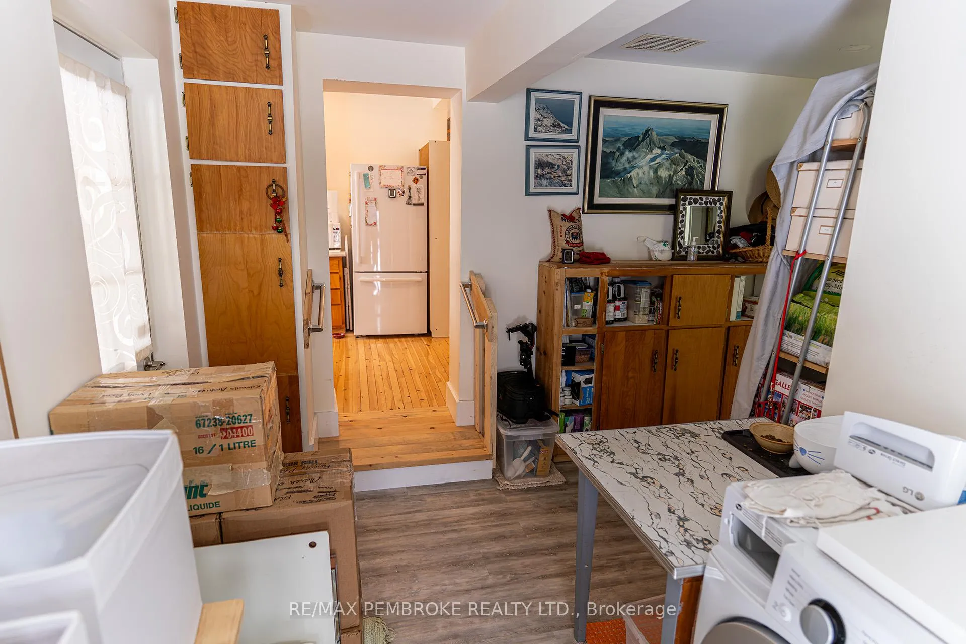 Photo 6 of 563 Perth Street, Pembroke — HOMEH