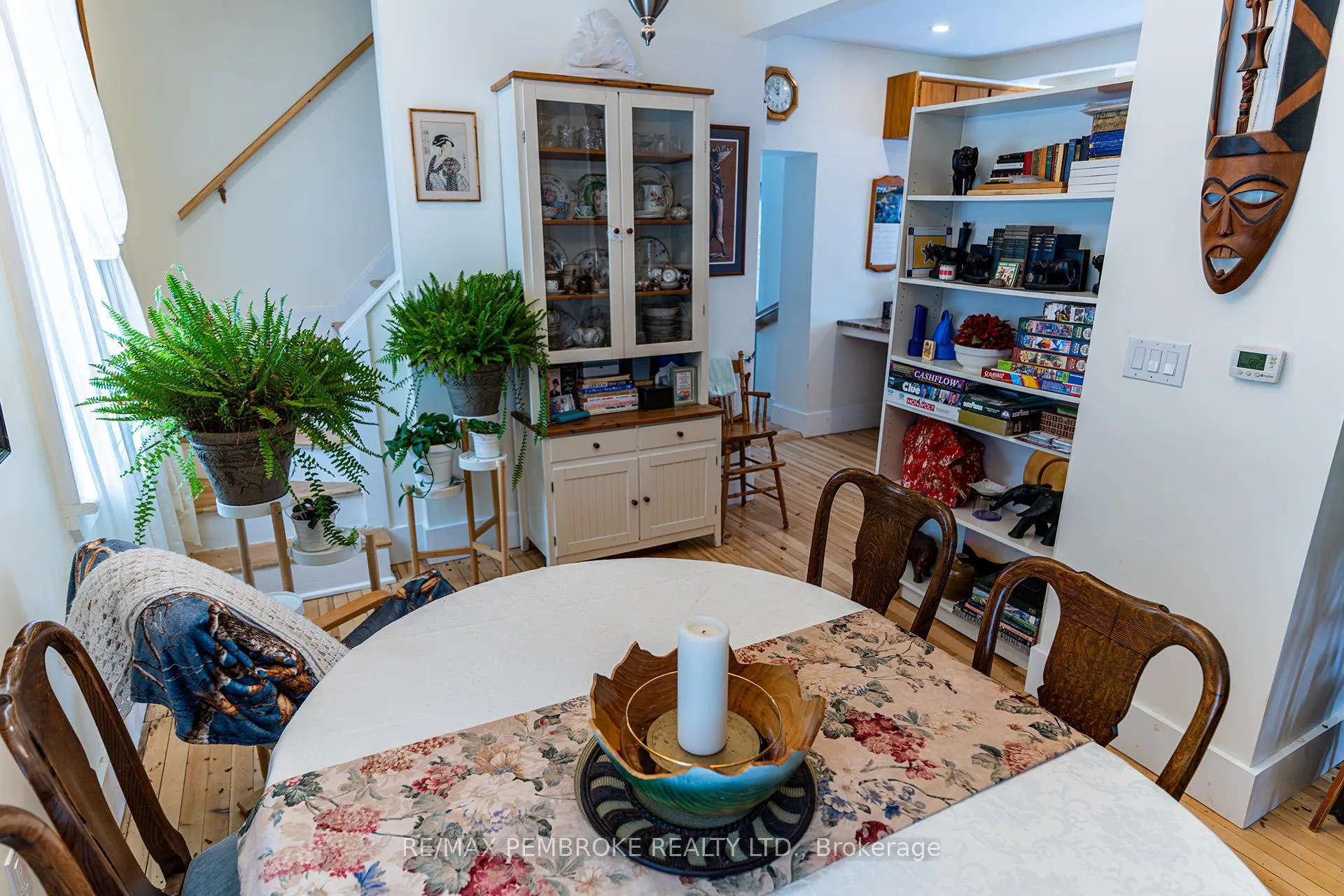 Photo 12 of 563 Perth Street, Pembroke — HOMEH