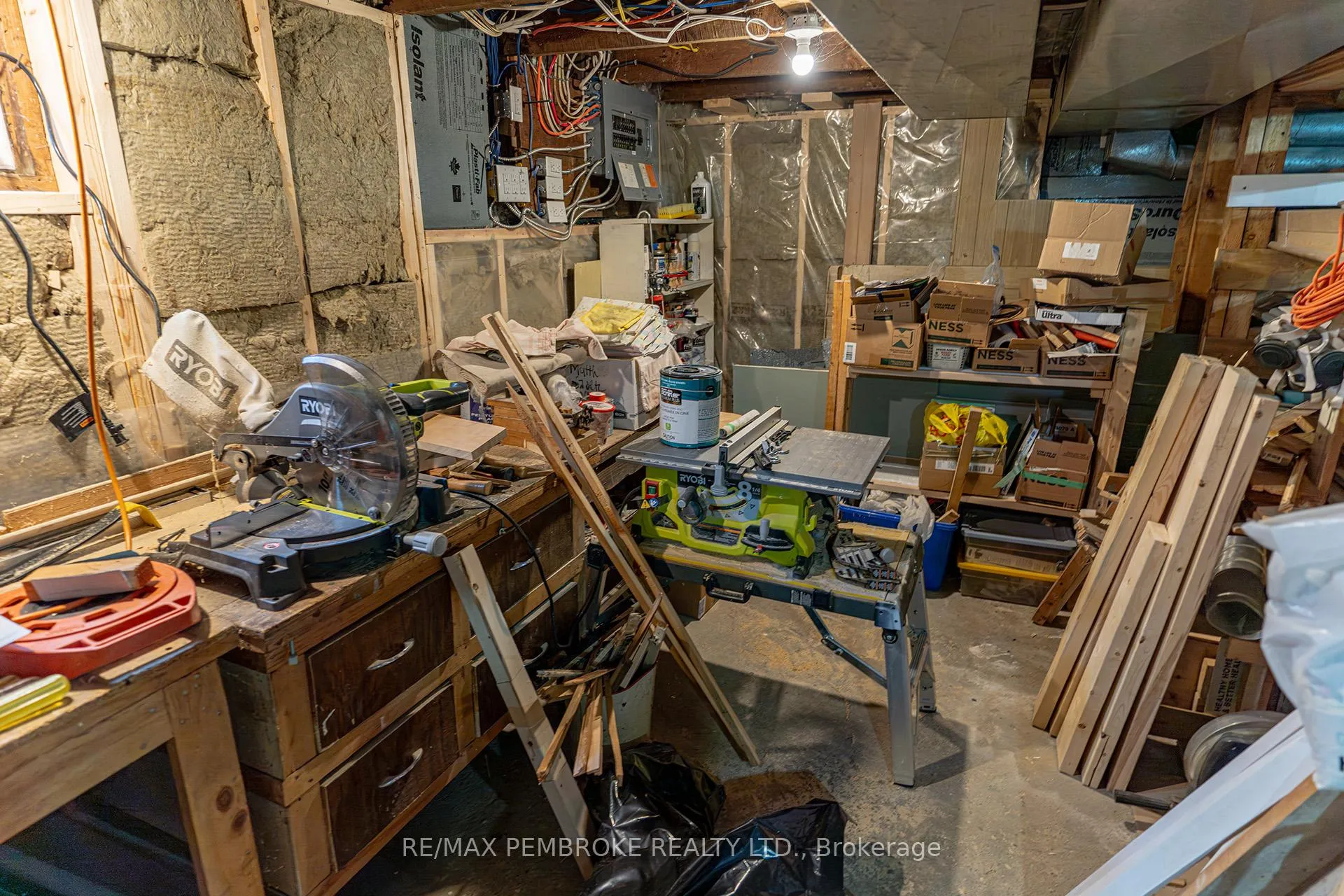 Photo 33 of 563 Perth Street, Pembroke — HOMEH