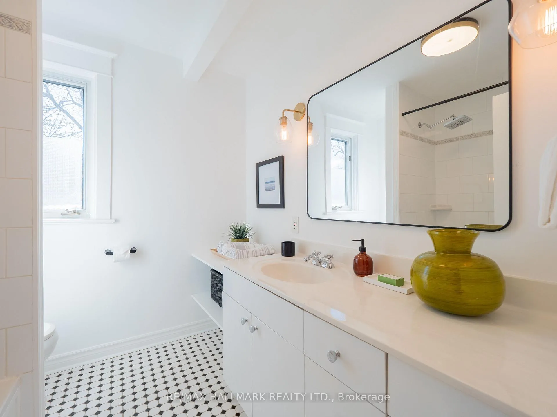 Photo 31 of 43 Robbins Avenue, Toronto, Woodbine Corridor — HOMEH