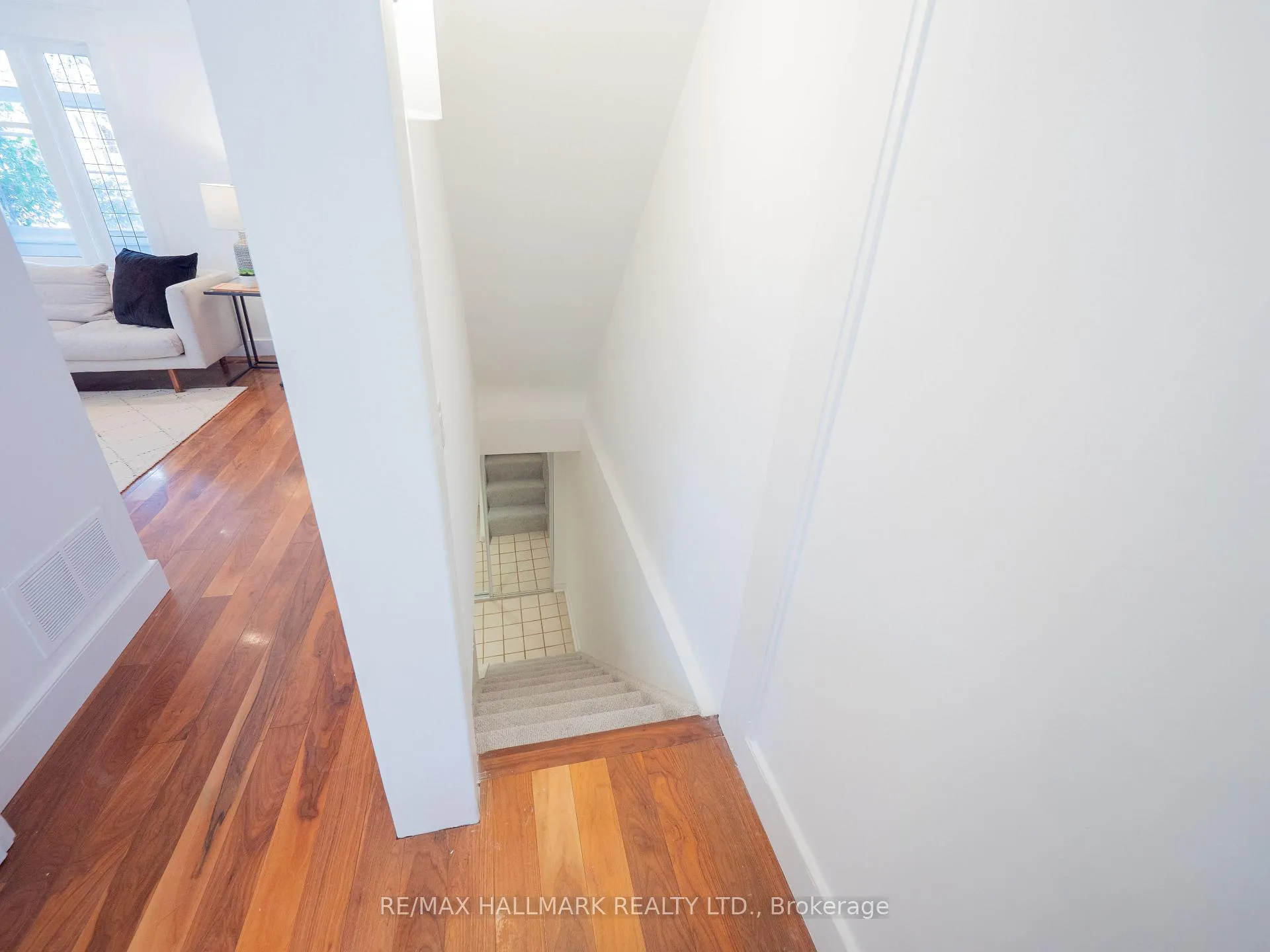 Photo 33 of 43 Robbins Avenue, Toronto, Woodbine Corridor — HOMEH
