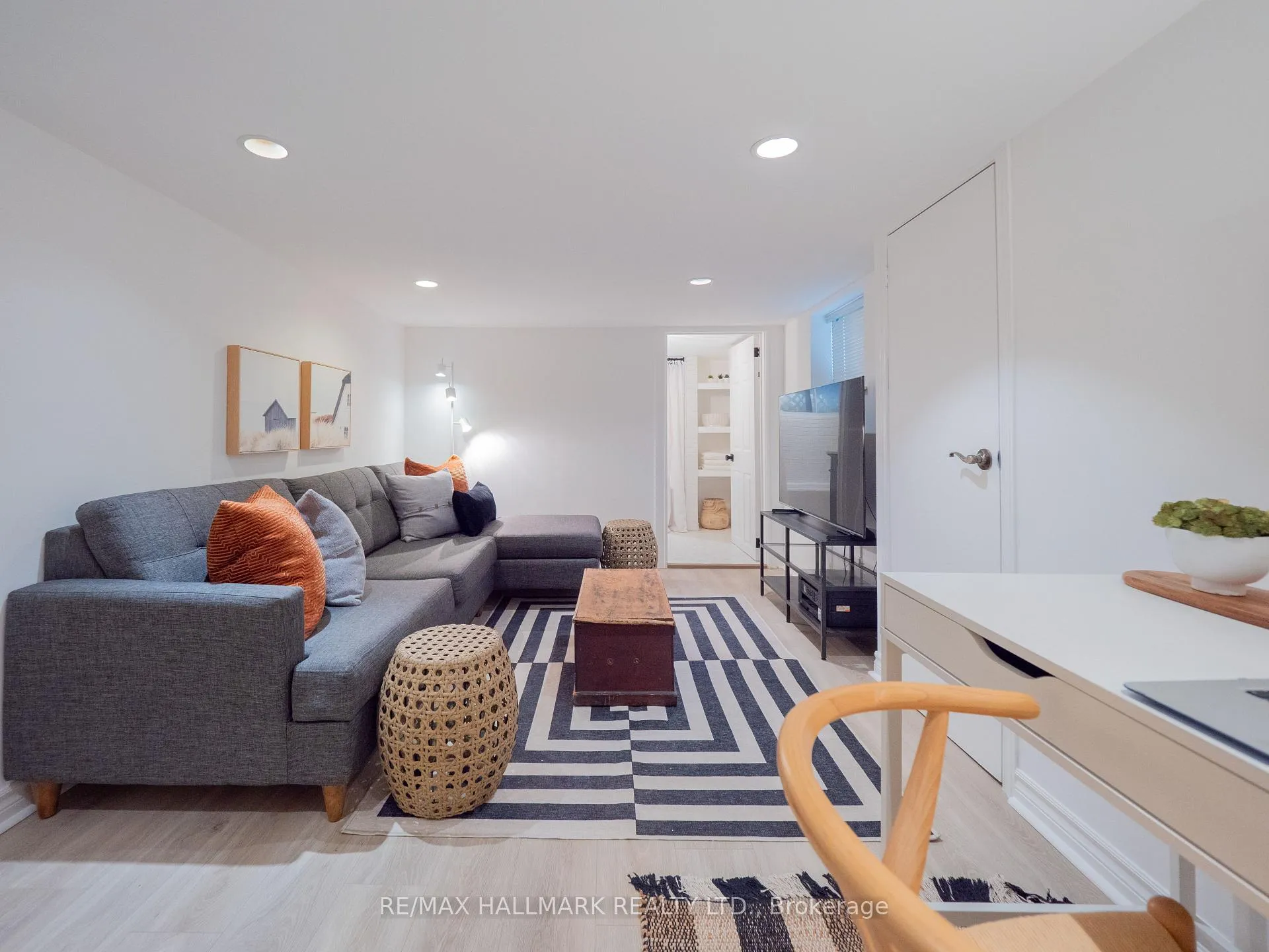 Photo 35 of 43 Robbins Avenue, Toronto, Woodbine Corridor — HOMEH