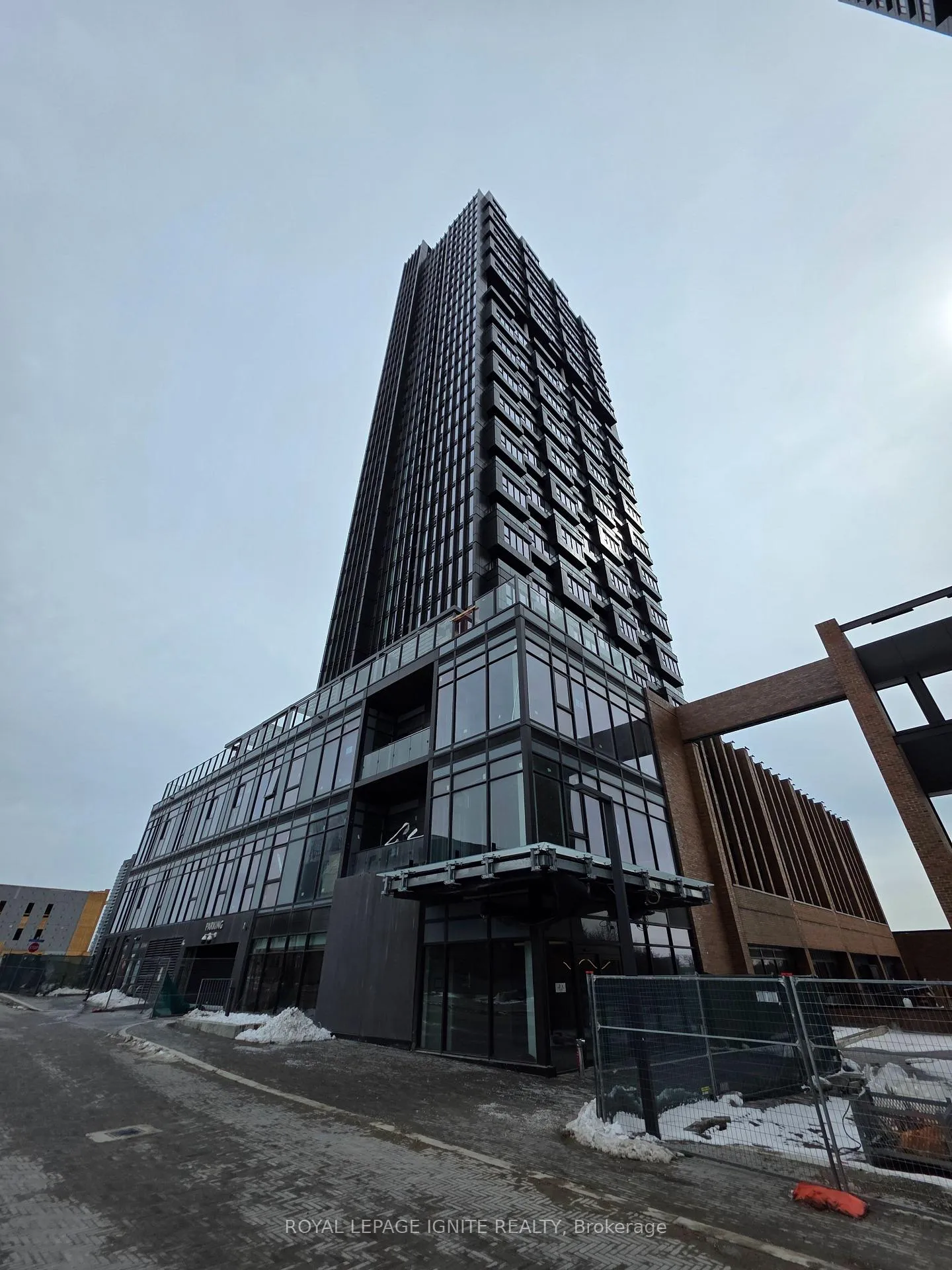 Photo 1 of 5 Quarrington Lane, North York, Banbury-Don Mills — HOMEH