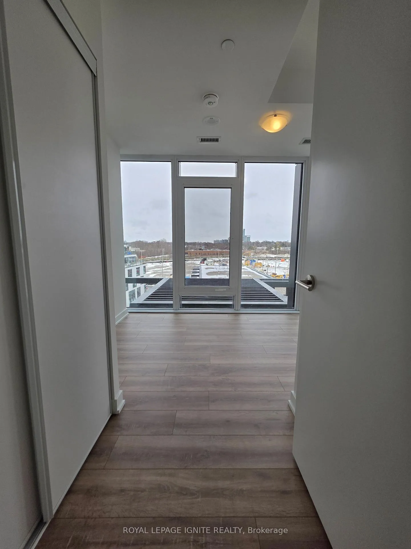 Photo 14 of 5 Quarrington Lane, North York, Banbury-Don Mills — HOMEH