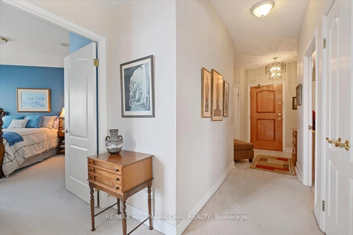 Photo 9 of Unit 1404, 2 Toronto Street, Barrie, City Centre — HOMEH